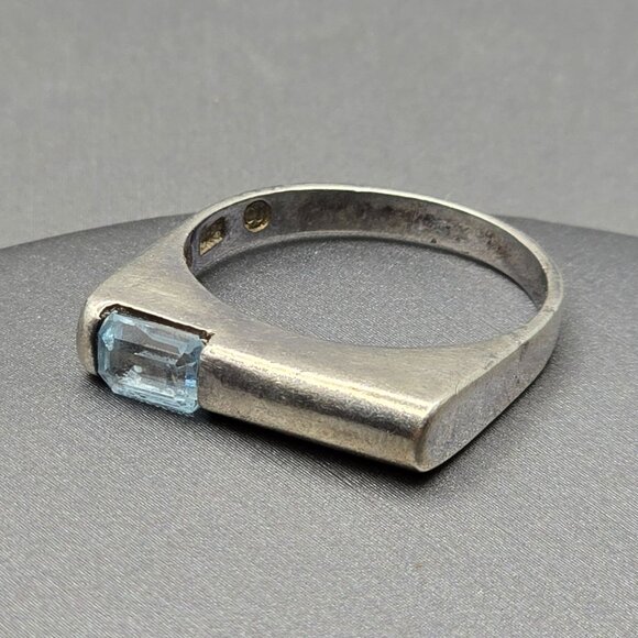 VTG Sterling Silver Sky Blue Topaz Ring Size 7 Signed SU 3.4g Thailand - Picture 13 of 13
